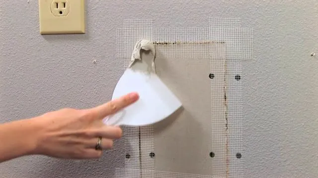 Drywall Repair & Repainting